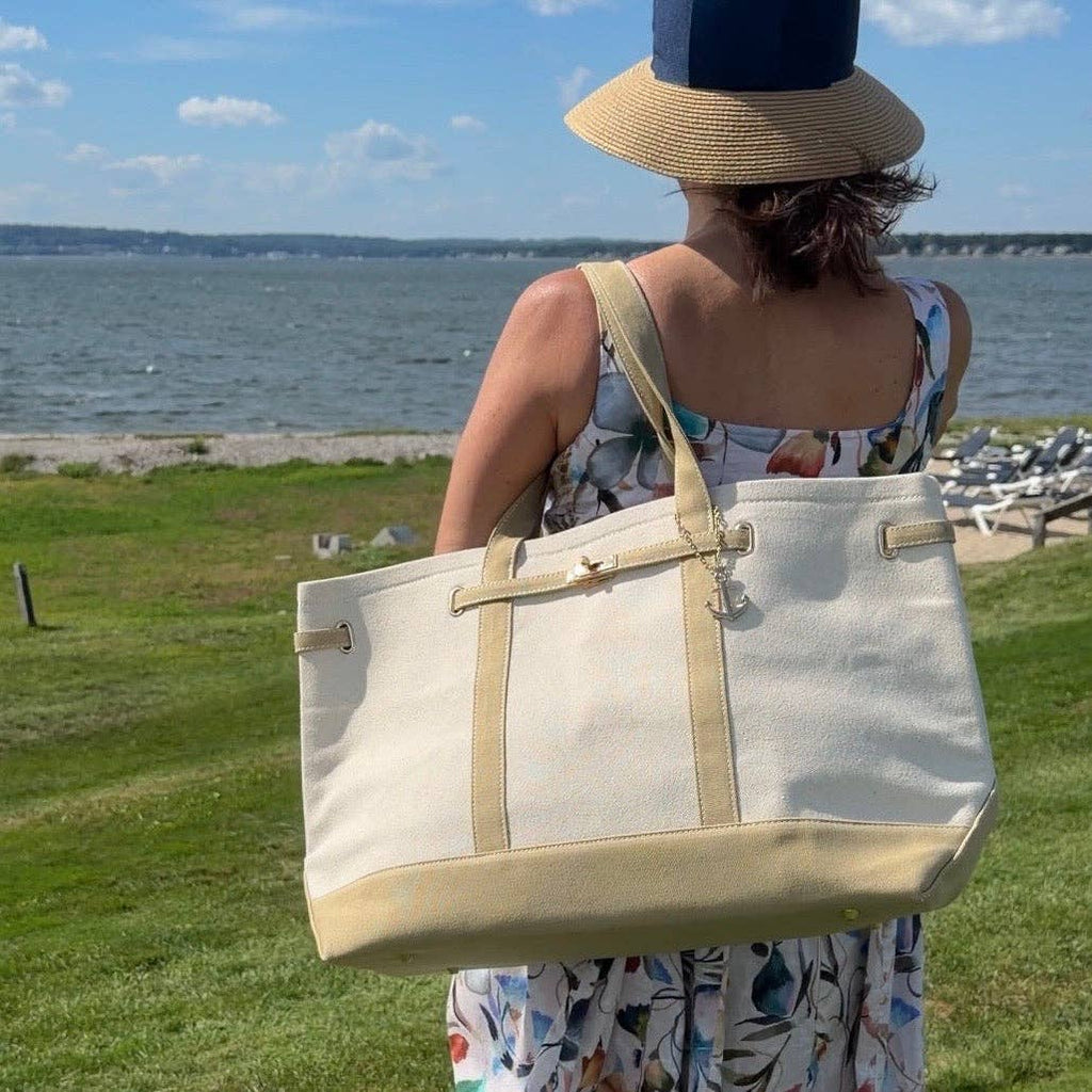Charleston Large Carryall Tote